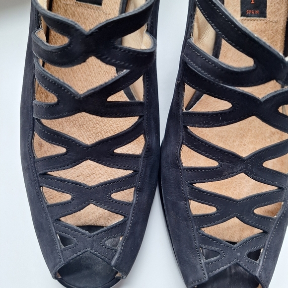 Black Suede 1940 Black Women's Shoes - Picture 4 of 9